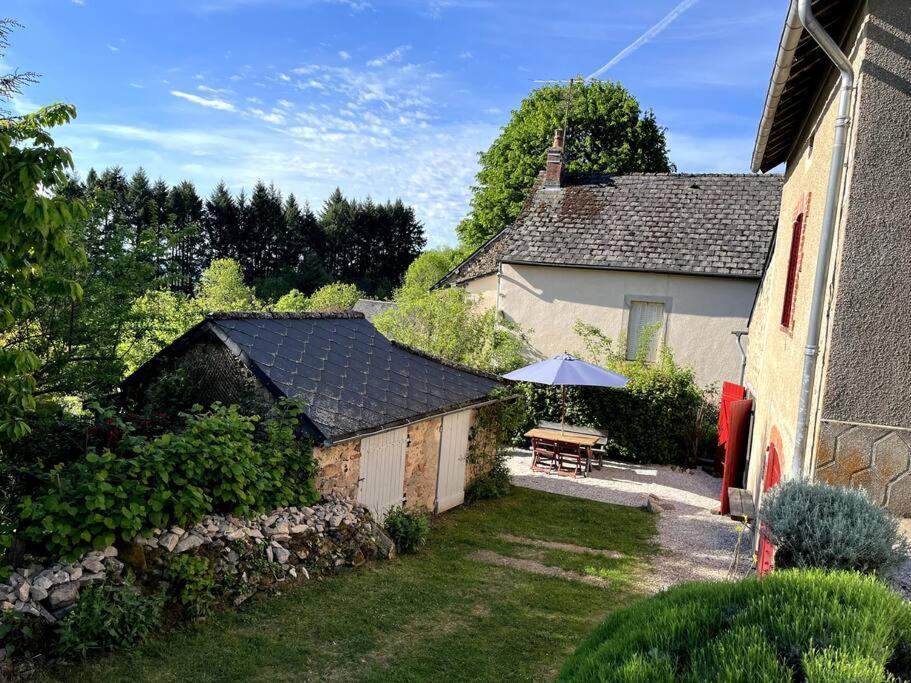Maison Au Bois Du Haut Folin Saint-Prix  Extérieur photo